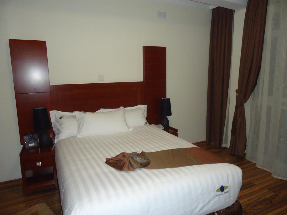 Miracle Hotel Adis Abeba Exterior foto